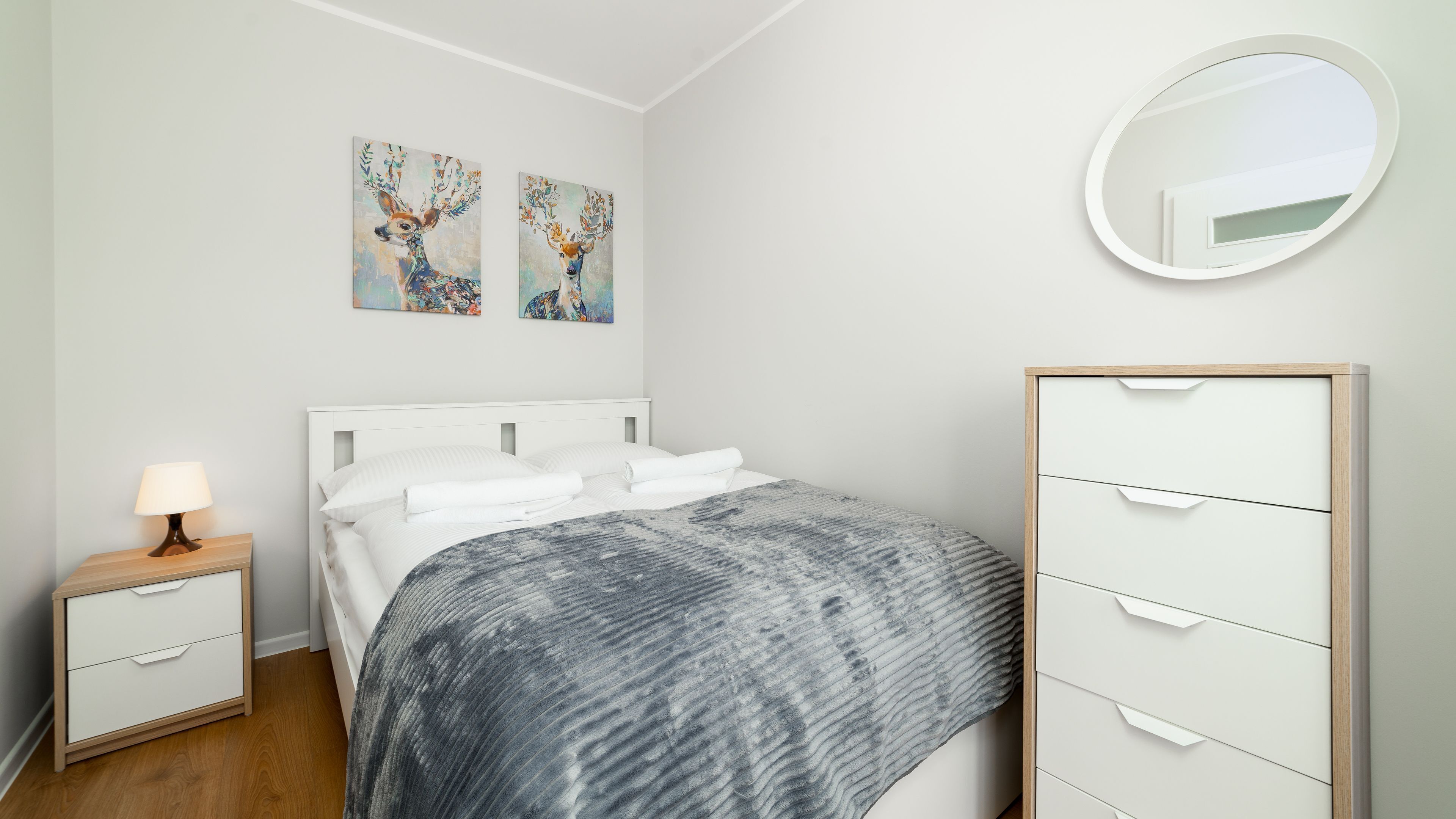 Laptop workspace, iron/ironing board, free WiFi, bed sheets