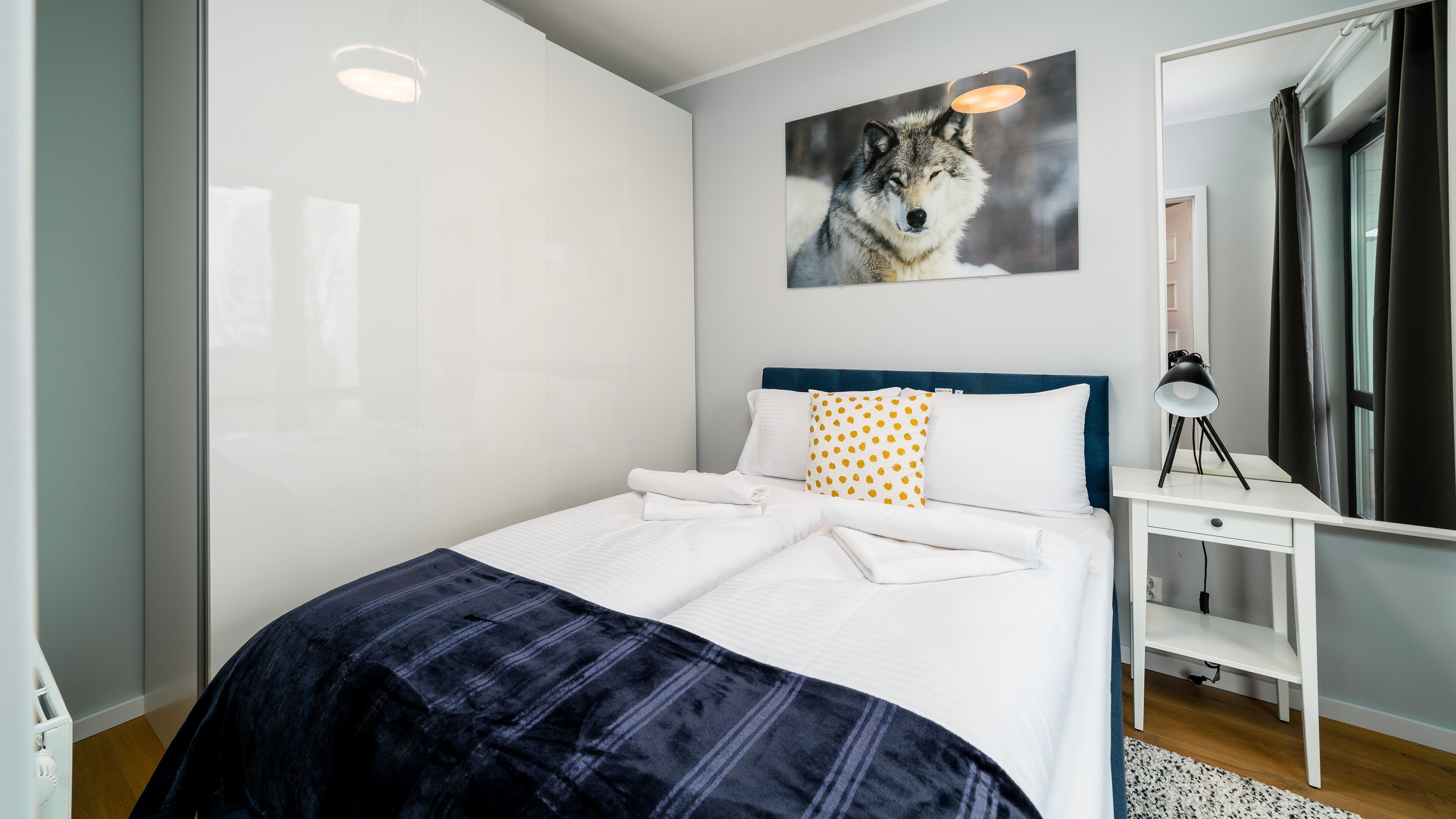 Laptop workspace, iron/ironing board, free WiFi, bed sheets