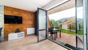 Apartment (5) | Balcony