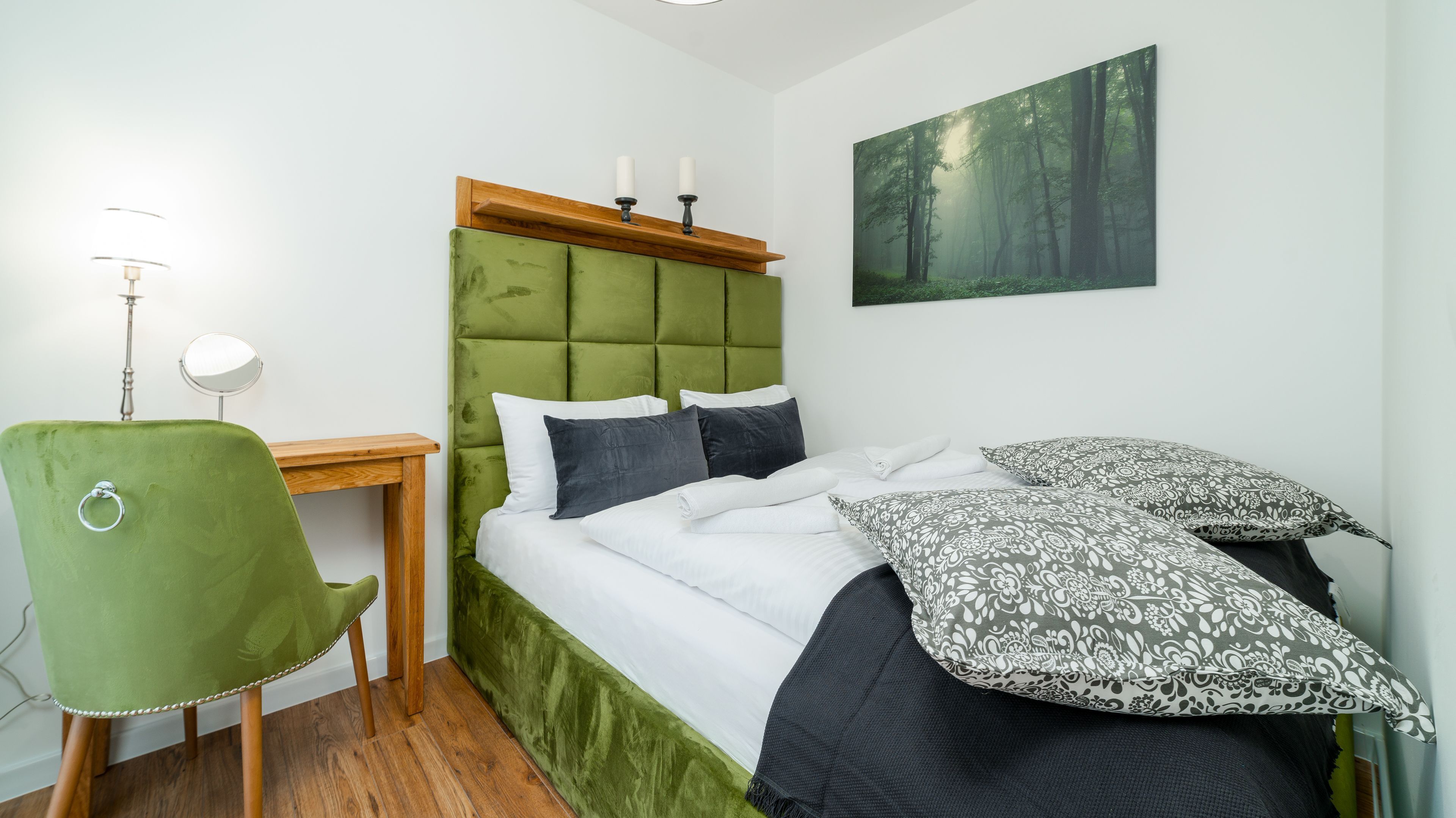 Laptop workspace, iron/ironing board, free WiFi, bed sheets