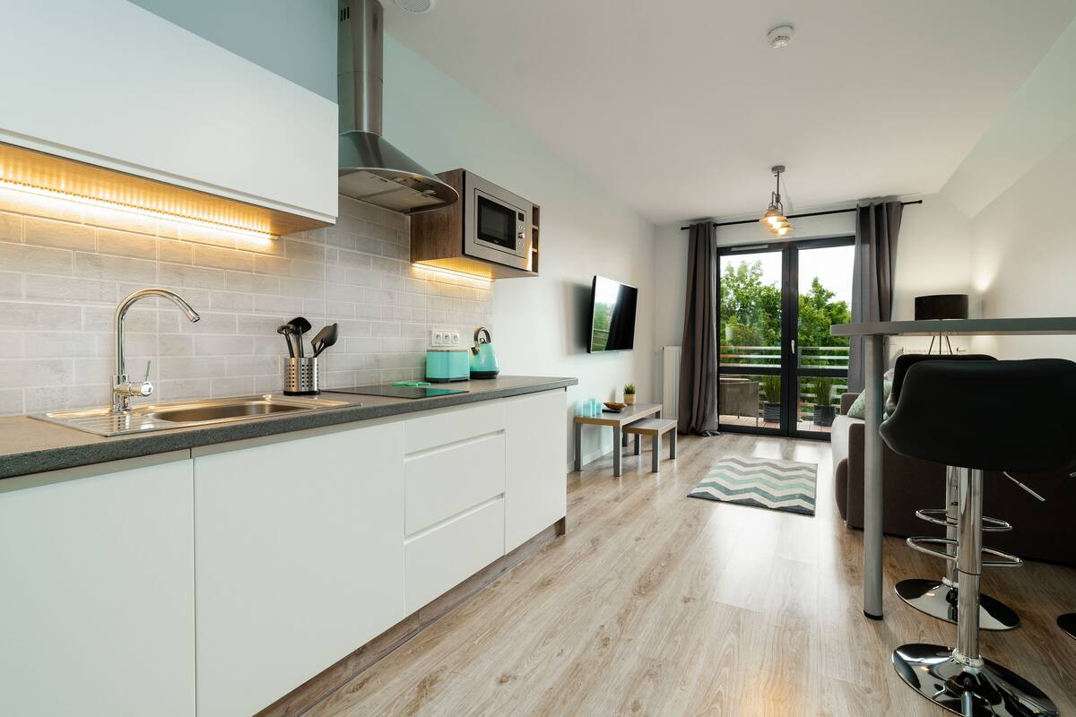 apartment (37) | private kitchenette | fridge, electric kettle, dining tables