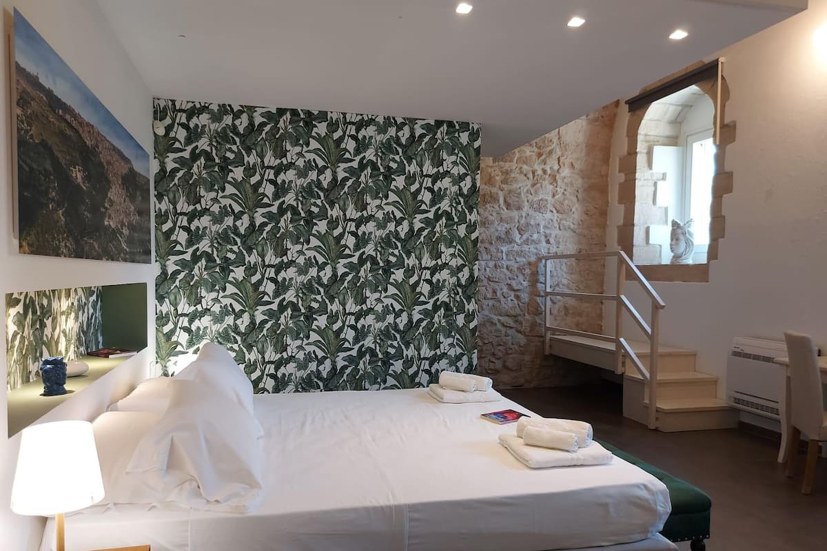 Superior Room, Annex Building | Premium bedding, down duvets, minibar, in-room safe