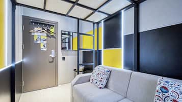 Ropa de cama de alta calidad, cubrecamas y cortinas blackout