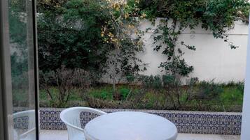 Apartment, 2 Bedrooms, Ground Floor | Terrace/patio