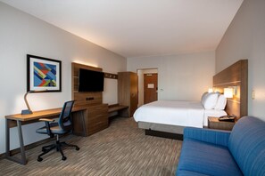 Room - Holiday Inn Express & Suites Beloit (Beloit)