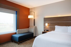 Room - Holiday Inn Express & Suites Beloit (Beloit)