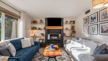 Smart TV y futbolito