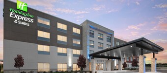 Holiday Inn Express & Suites Elkhorn - Lake Geneva Area by IHG