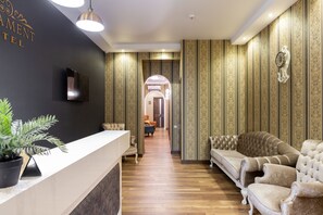 Reception - Ornament Hotel (Tbilisi)