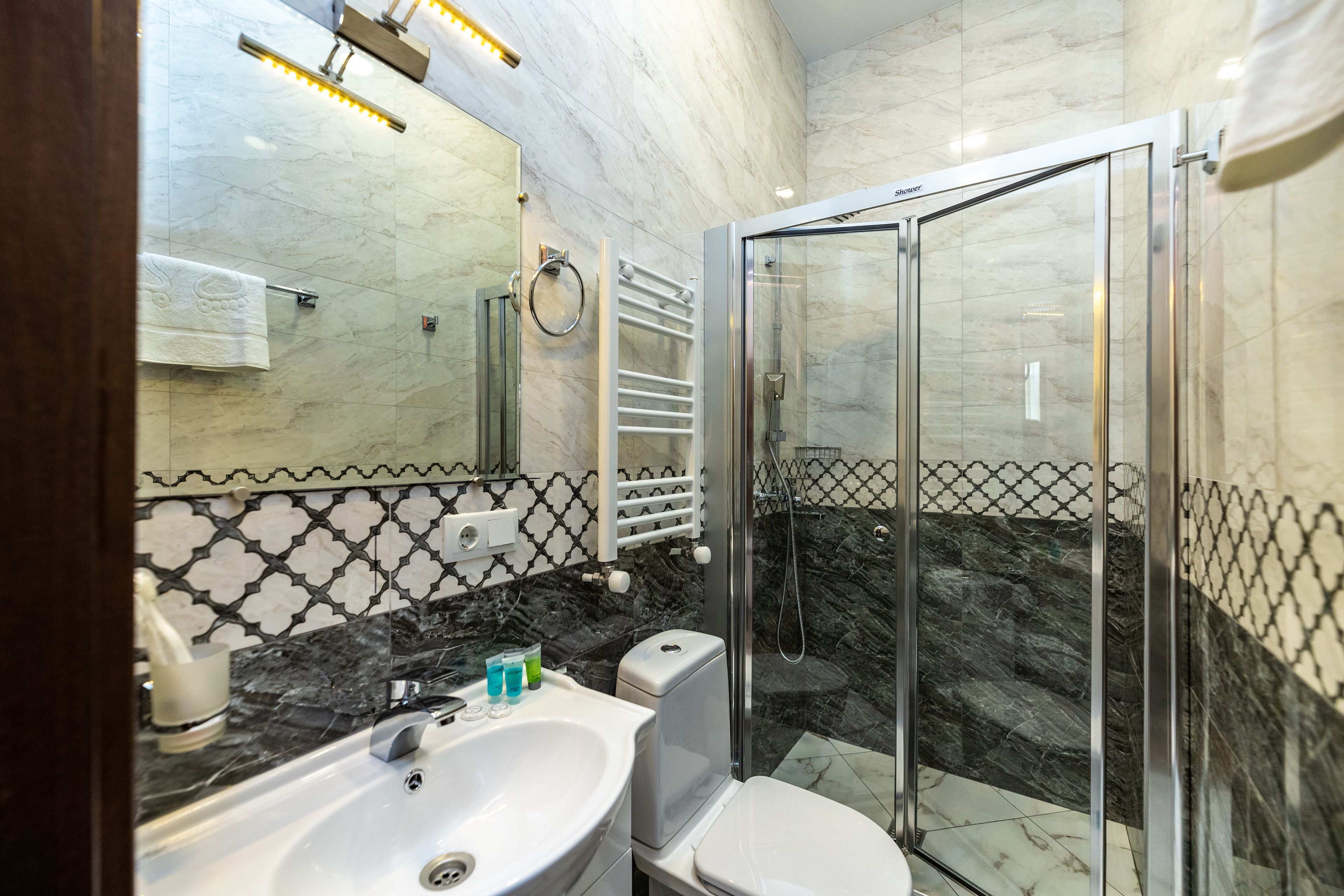 Foto - Ornament Hotel