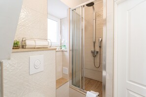 Hair dryer, towels