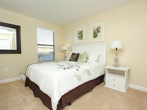 House - 6BR 6BA Pool Home in ChampionsGate (Davenport)