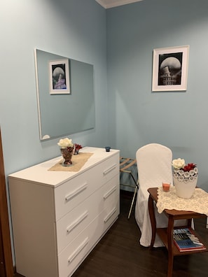 Triple Room | In-room safe, free WiFi, bed sheets - Guesthouse Piazza Istria (Rome)