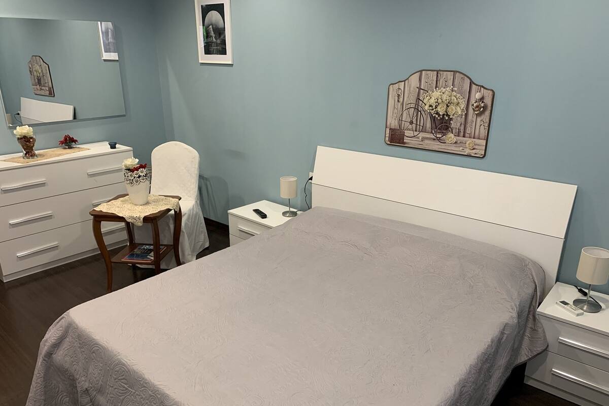 Triple Room | In-room safe, free WiFi, bed sheets