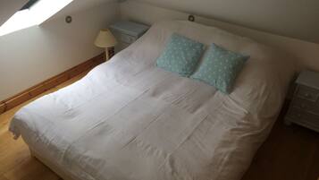 WiFi, bed sheets