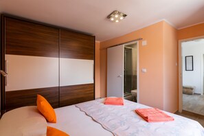 1 habitación, wifi y ropa de cama 