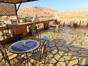 شرفة/رواق