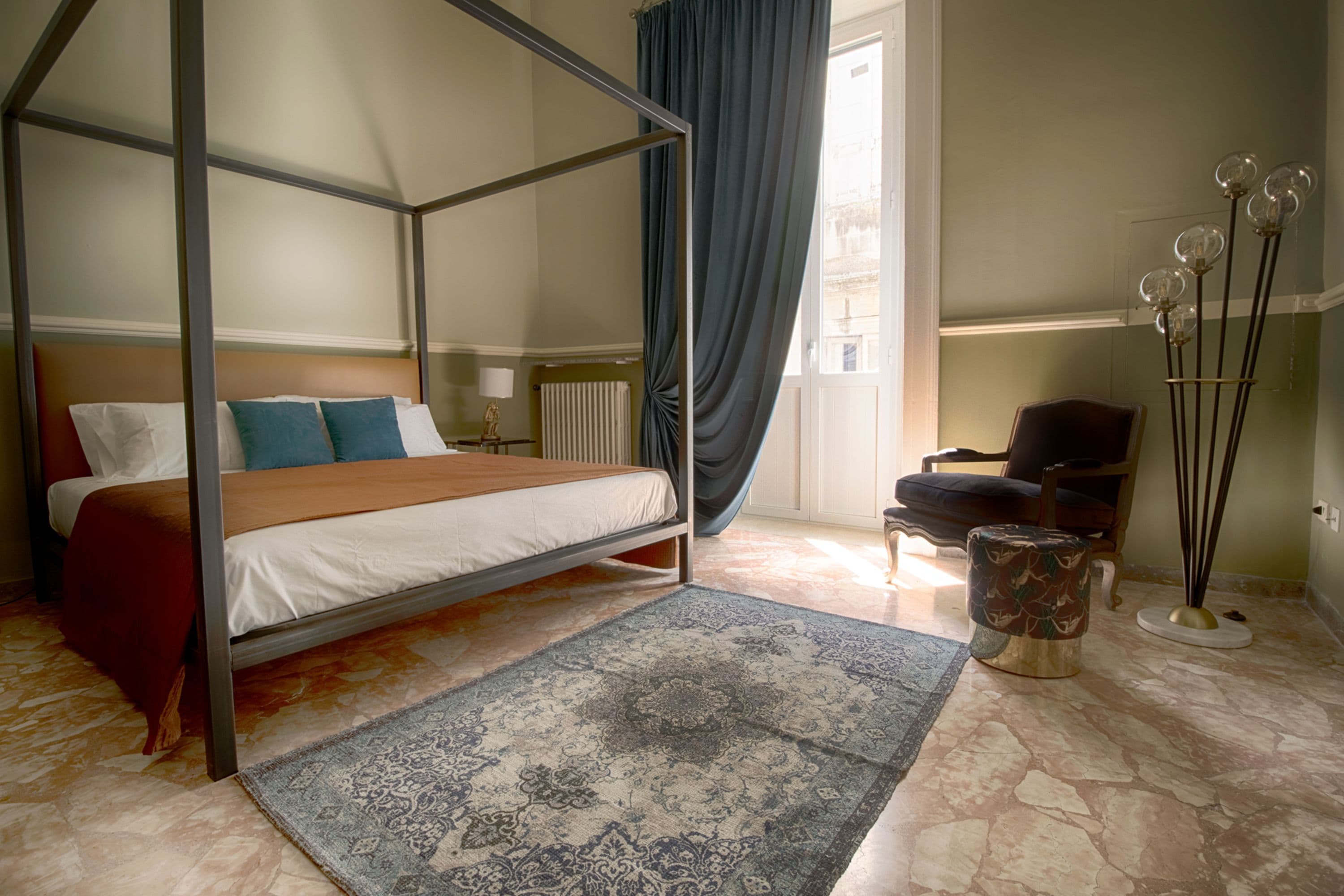 Suite | Betten mit Memory-Foam-Matratzen, Verdunkelungsvorhänge
