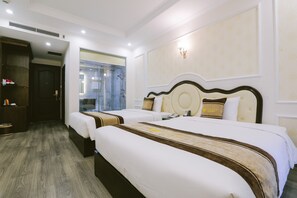 Junior Double or Twin Room, 1 Bedroom, Non Smoking | Premium bedding, minibar, desk, laptop workspace - Vincent Halong Hotel (Ha Long)