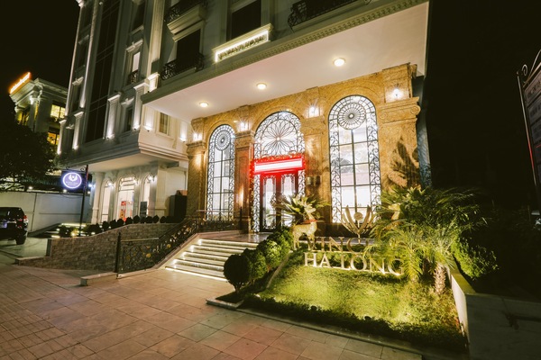 Front of property - evening/night