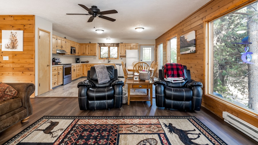 Shepherd Family Retreats- Moose
