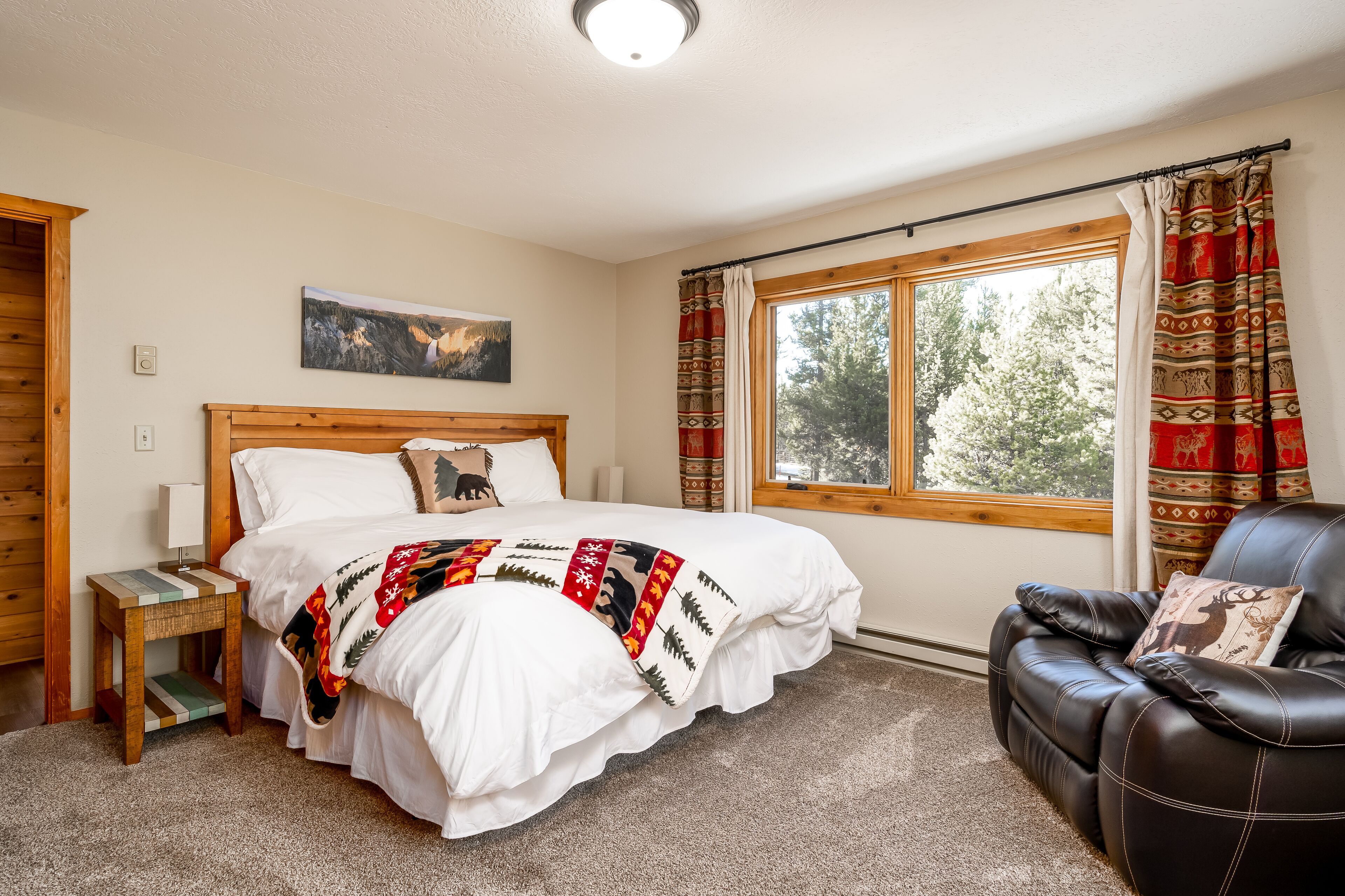 Literie de qualité supérieure, couette en duvet d'oie, bureau