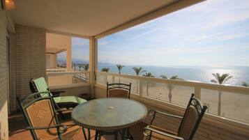 Apartamento, 3 habitaciones | Terraza o patio