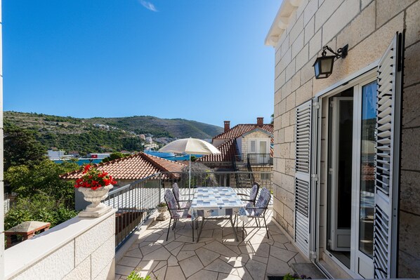 Restauration extérieure