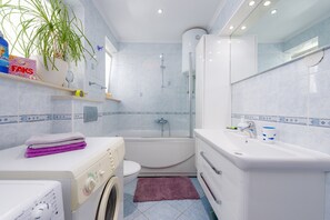 Hair dryer, towels - Apartments Todo - Two Bedroom Apartment with Terrace (Dubrovnik)