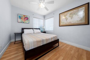 1 chambre, fer et planche à repasser, Wi-Fi, draps fournis