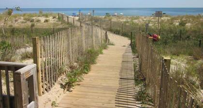 Ocean Front - 3 Bedroom w/ 2 King Rooms - Amazing Views - Perfect for Families!