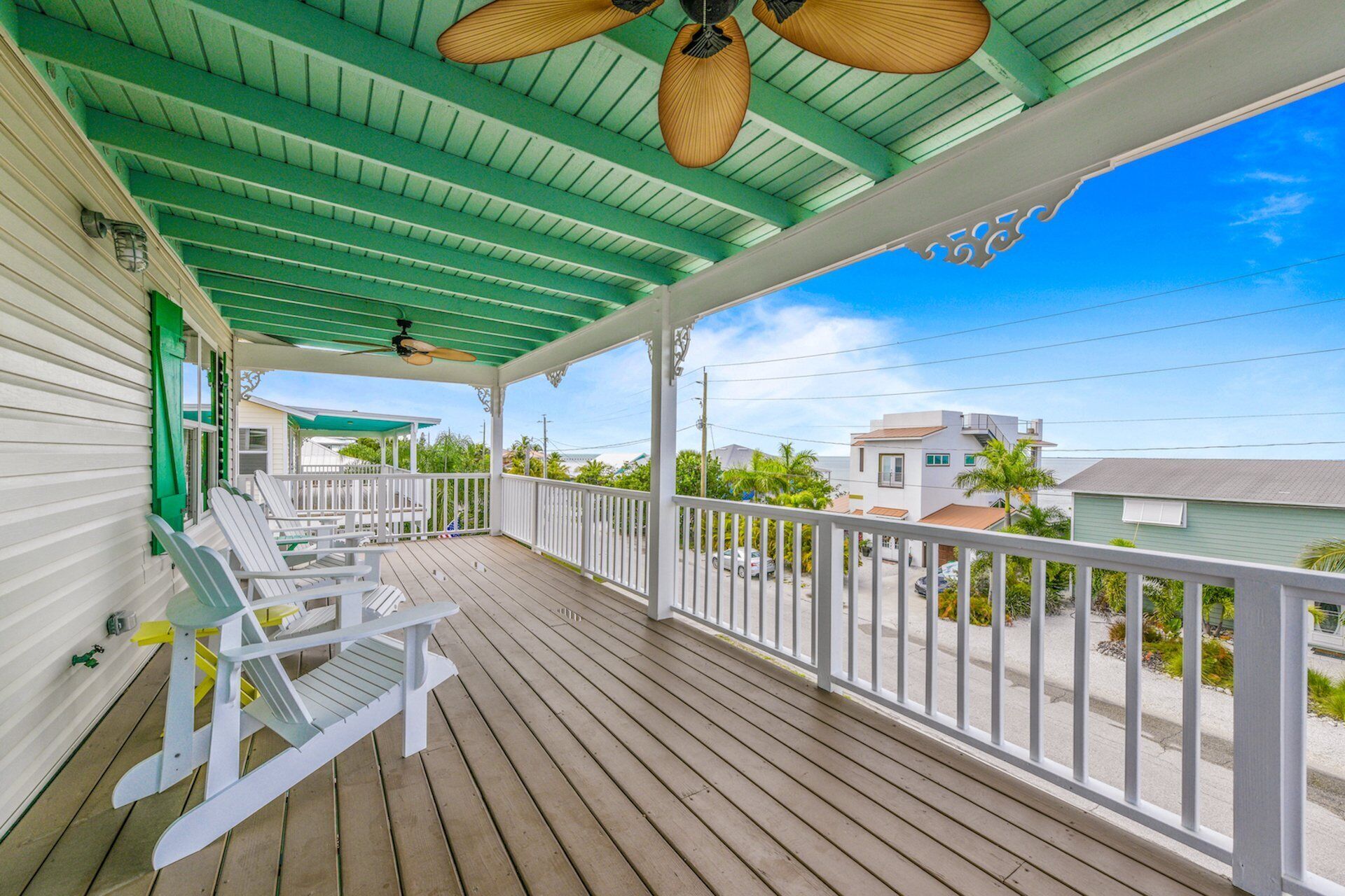 Salty Pirate - Luxury Canal Front Home w/Water View, Pool/Spa, Bikes, Kayaks, Toys!
