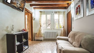 Appartement, 2 chambres | Coin séjour