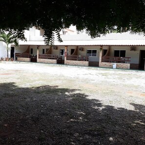 Frigobar, Wi-Fi de cortesia, roupa de cama