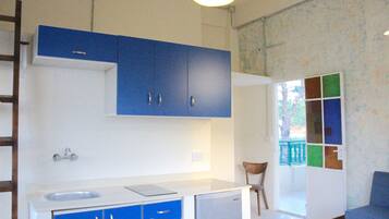 Apartment, 2 Bedrooms, Mountain View (Ghurub) | Private kitchen | Fridge, microwave, stovetop, coffee/tea maker