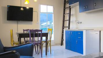 Apartment, 2 Bedrooms, Mountain View (Ghurub) | Living area | Flat-screen TV