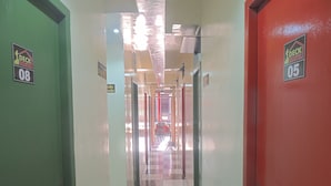 Hallway - Deck Hostel (São Paulo)