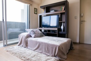 Decoración individual, mobiliario individual, escritorio