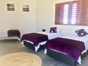 Skrivbord, gratis wi-fi och sängkläder