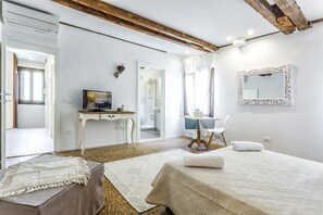 Babybetten, kostenloses WLAN, Bettwäsche