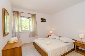 2 habitaciones, internet y ropa de cama