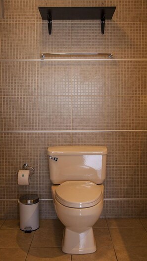 Huoneisto, 3 makuuhuonetta | Kylpyhuone | Hiustenkuivaaja, lasten kylpytakit, pyyhkeet, saippua