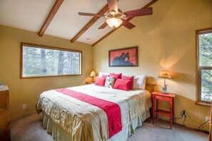 House, 3 Bedrooms | 3 bedrooms, individually decorated, individually furnished - Camas 12 (Bend)