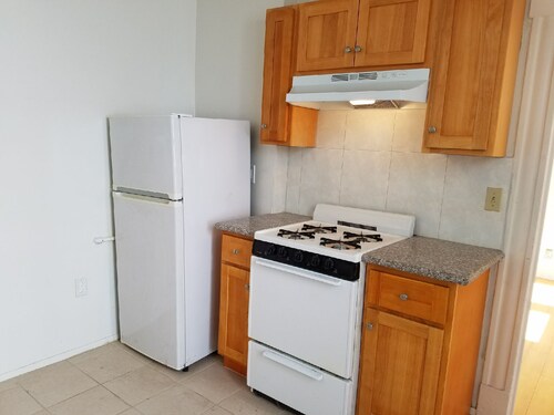 Sunny Mission Studio 60 días de estancia mínima