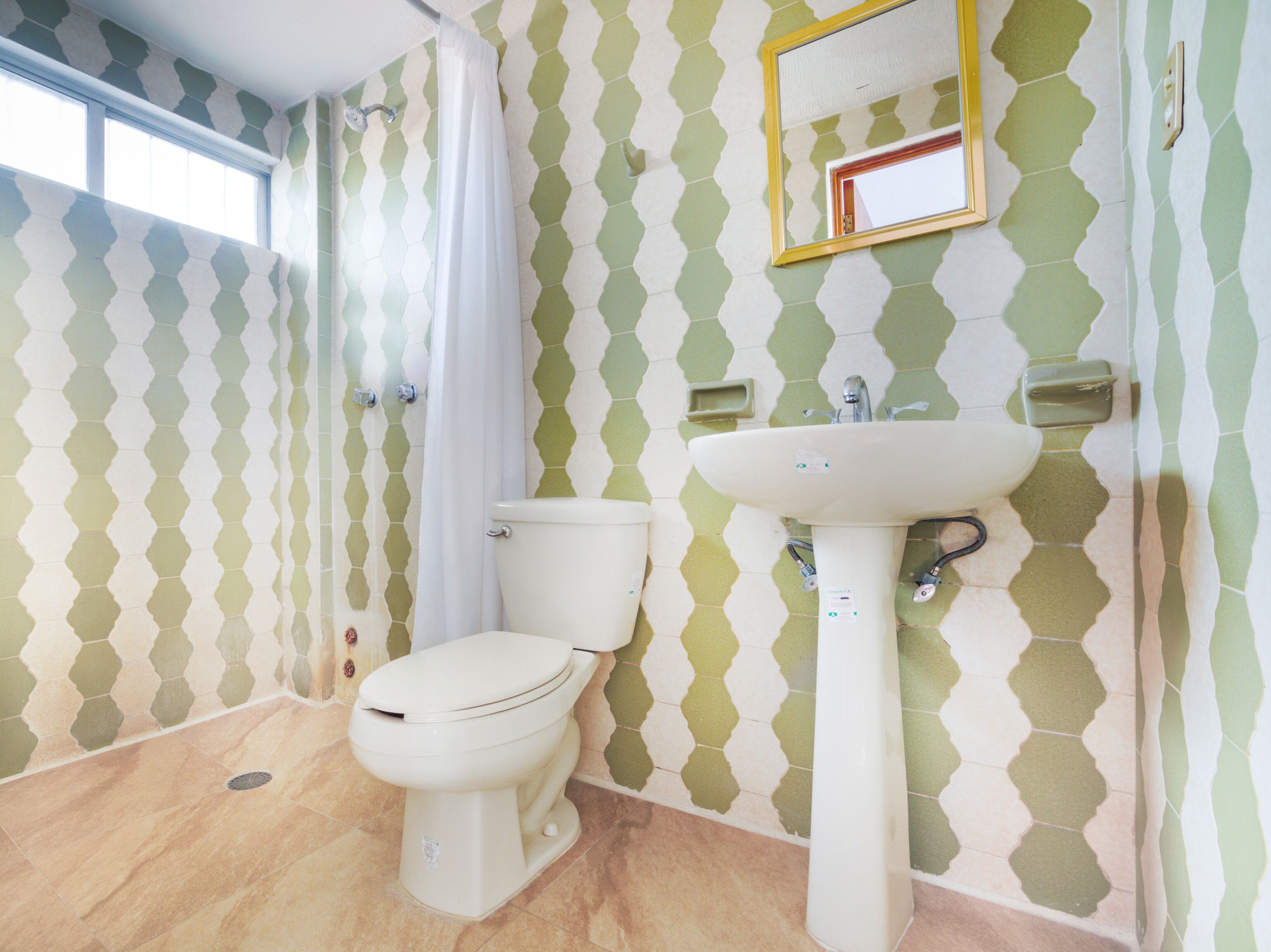 standard double room, 2 double beds | bathroom | shower, free toiletries, towels, soap