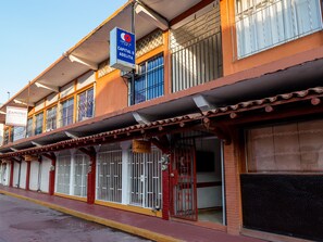 Lobby - Hotel Adelita (Zihuatanejo)