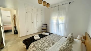 4 chambres, Wi-Fi, draps fournis