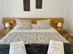 4 bedrooms, WiFi, bed sheets