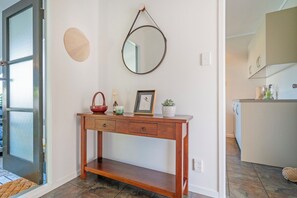 Interior - Patton's Place - Pauanui Holiday Home (Pauanui)