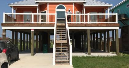 North Beach beach house, beautiful ocean views, one block from Gulf of Mexico